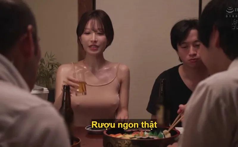 Bà xã gạ chịch cả gia đình gã chồng vì ông chồng dẫn về quê rồi bỏ bê nứng lồn sml